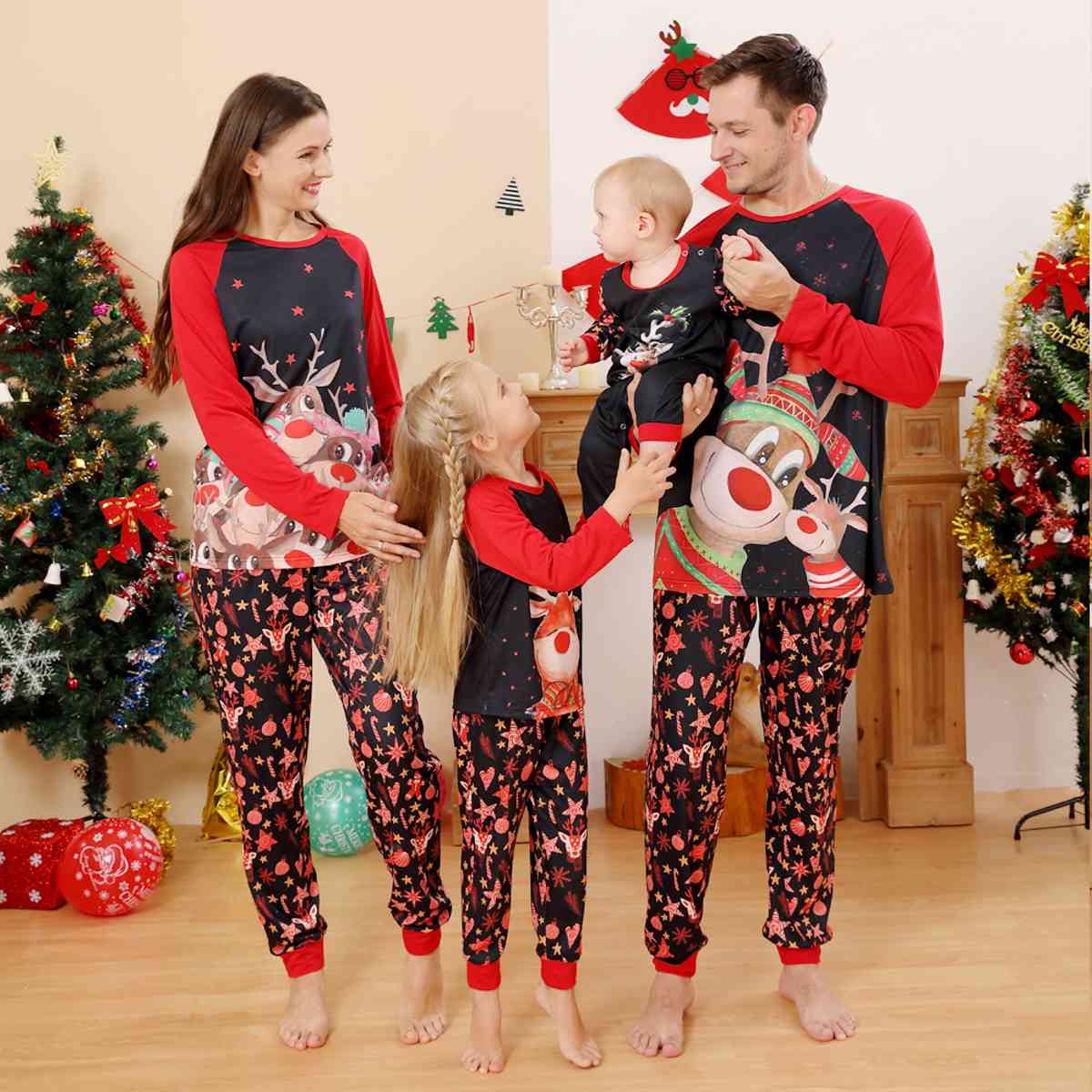 Women Reindeer Graphic Top and Printed Pants Set