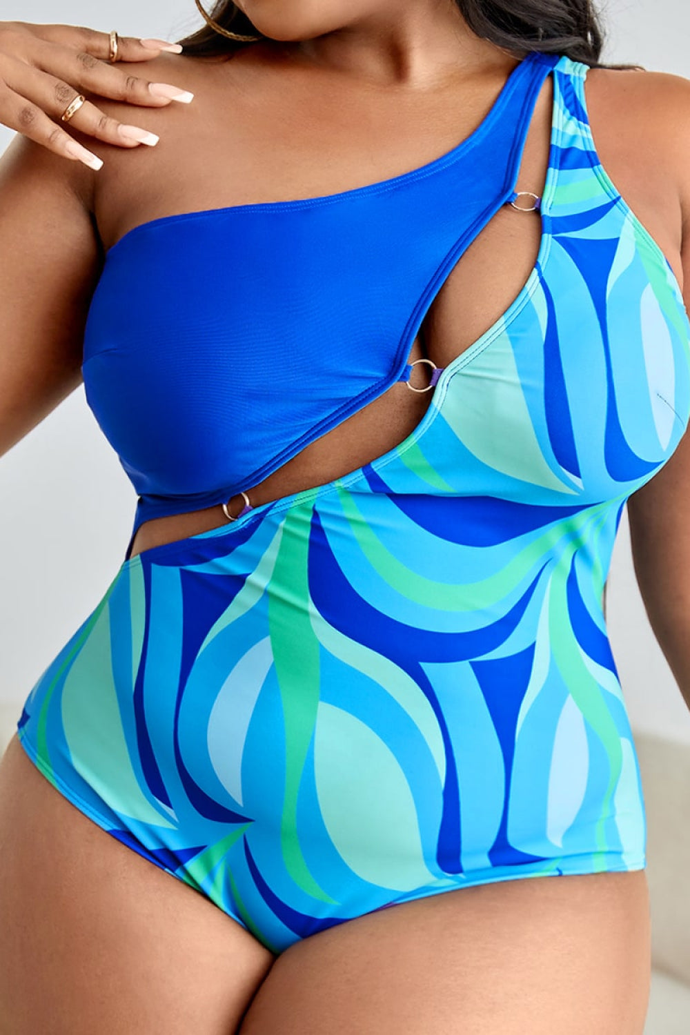 Ring Detail One-Shoulder One-Piece Swimsuit
